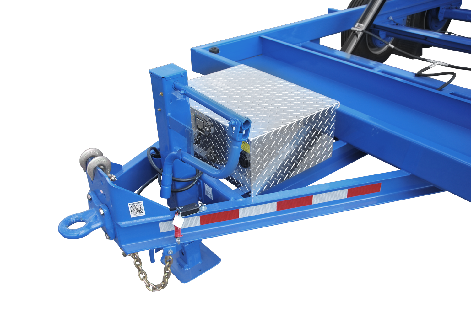 Cam Superline | The BEAST Heavy Duty Low Profile Dump Trailers | Image | Blue The BEAST Heavy Duty Low Profile Dump Trailer with reflective tape, close-up of Tongue